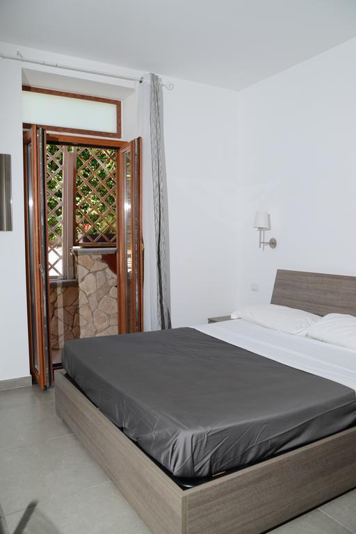 Giardino Eden B&B Napoli Bagian luar foto